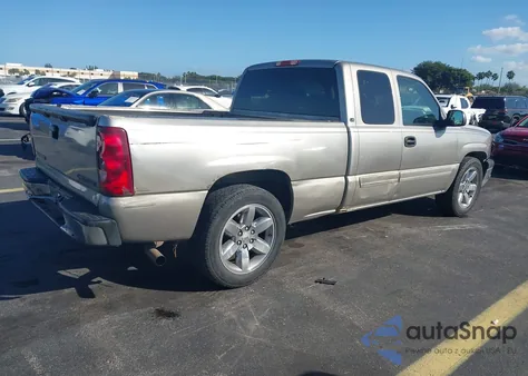 2003 Chevrolet Silverado 1500 Ls z USA, uszkodzony, nr VIN 2GCEC19V131160950